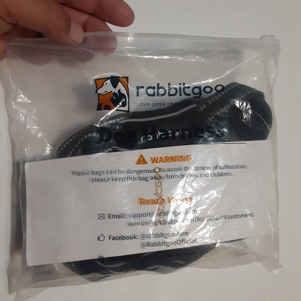 Rabitgoo Dog Harness Black Size S New in Package